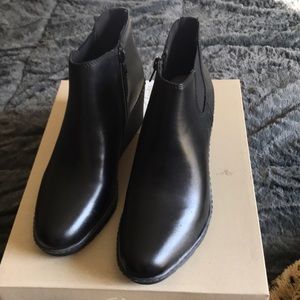 clarks collection women's hazen flora wedge booties